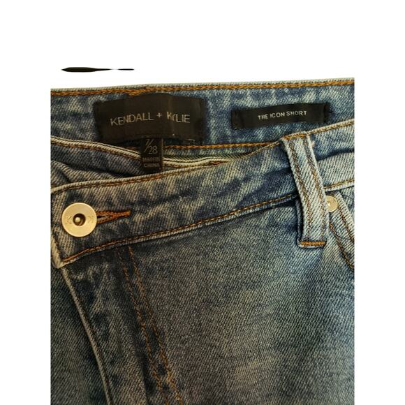 Women’s Jean Shorts Kendall Kylie Size 7 The Icon Short Asymmetrical Fly 28 - Picture 10 of 11